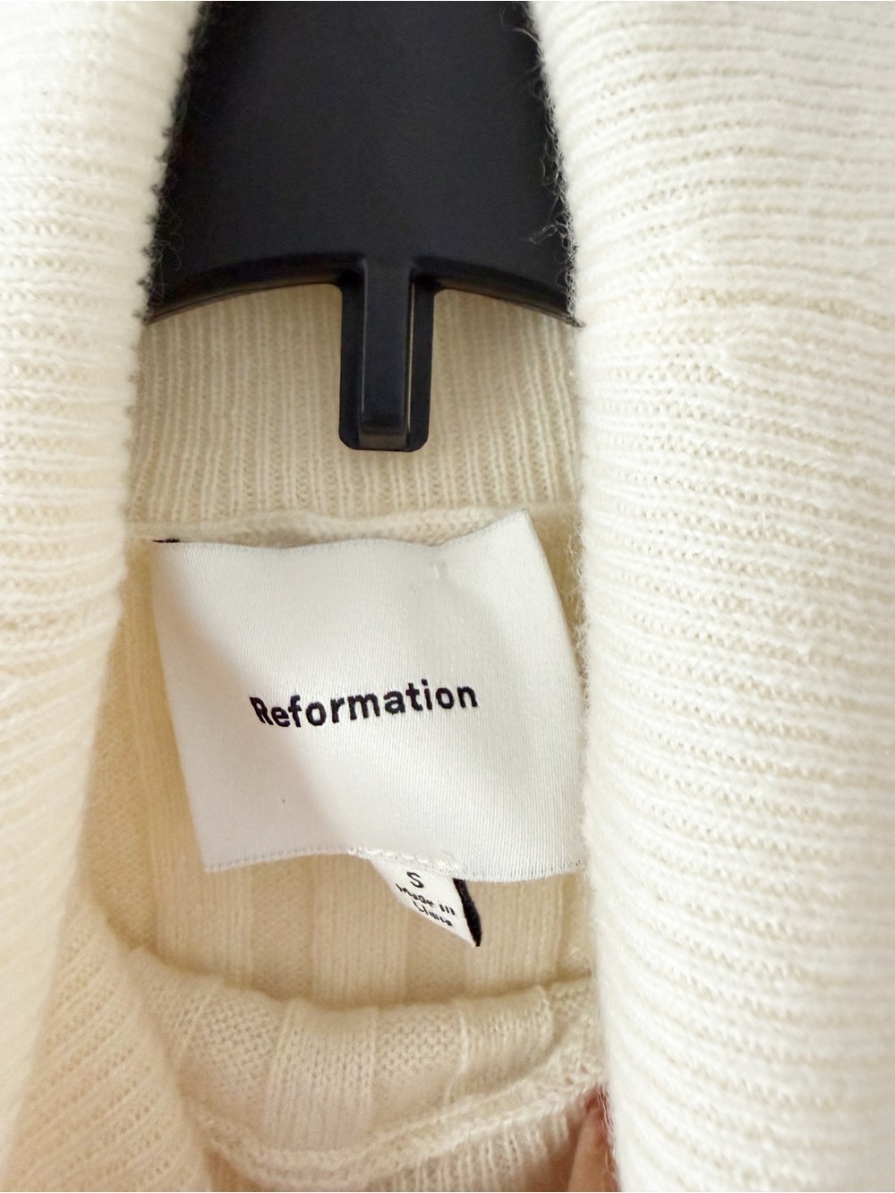 Reformation Rowyn Cashmere Ivory-White-Cream Ribbed Sleeveless Turtleneck Small - Picture 4 of 7